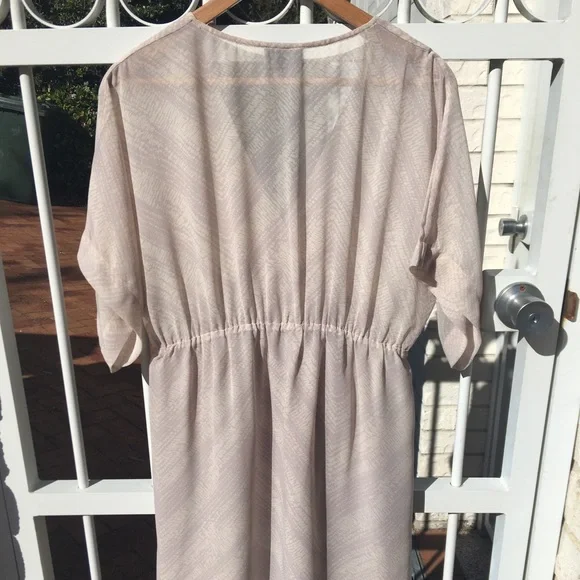 🌟Host Pick🌟 Witchery Beige Loose Fitted Midi Dress Size L/14 - Picture 9 of 15
